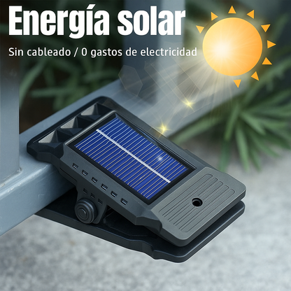 Luz LED Clip con Sensor y Carga Solar – Ilumina sin cables ni enchufes
